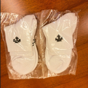 descente 白色短襪